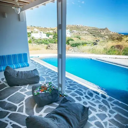 Tropicalia Villa